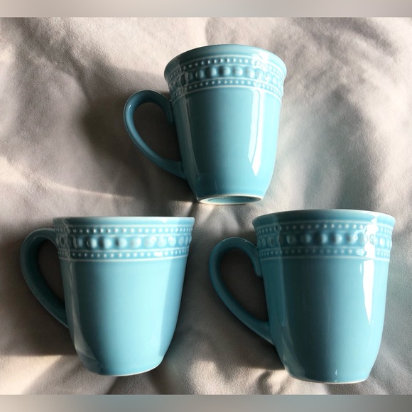 Matceramica set of three (3) aqua beaded mugs - Picture 4 of 7